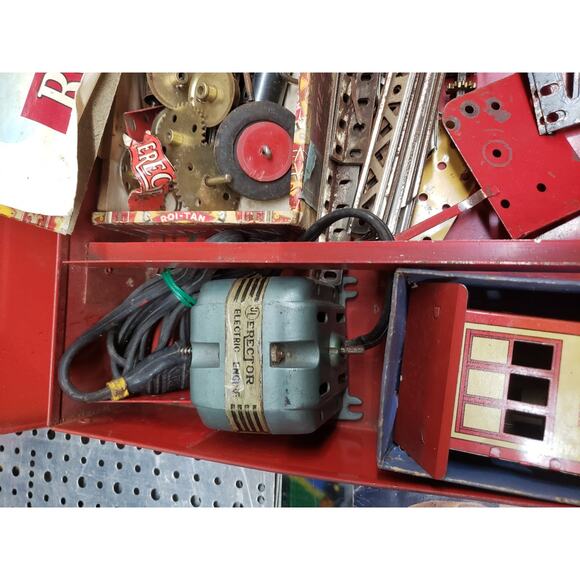 Erector Set in Metal Case Vintage 1948 AC Gilbert & Co. No 8-1/2 Electric, As Is main image 9